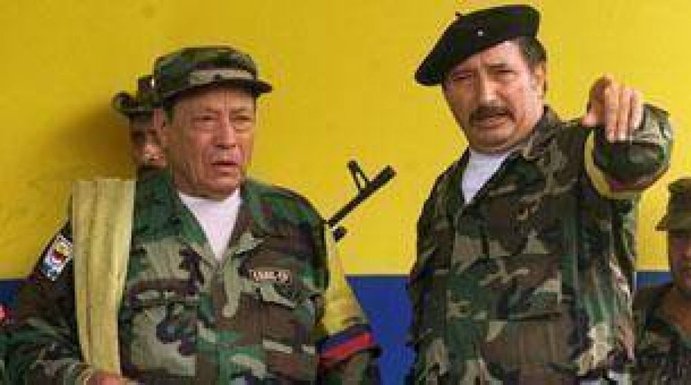 Las FARC designaron a "Pastor Alape" como sucesor de "Jojoy"