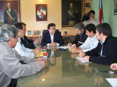 El Ejecutivo Municipal y el sindicato firmaron el acta acuerdo para la recomposici�n integral 