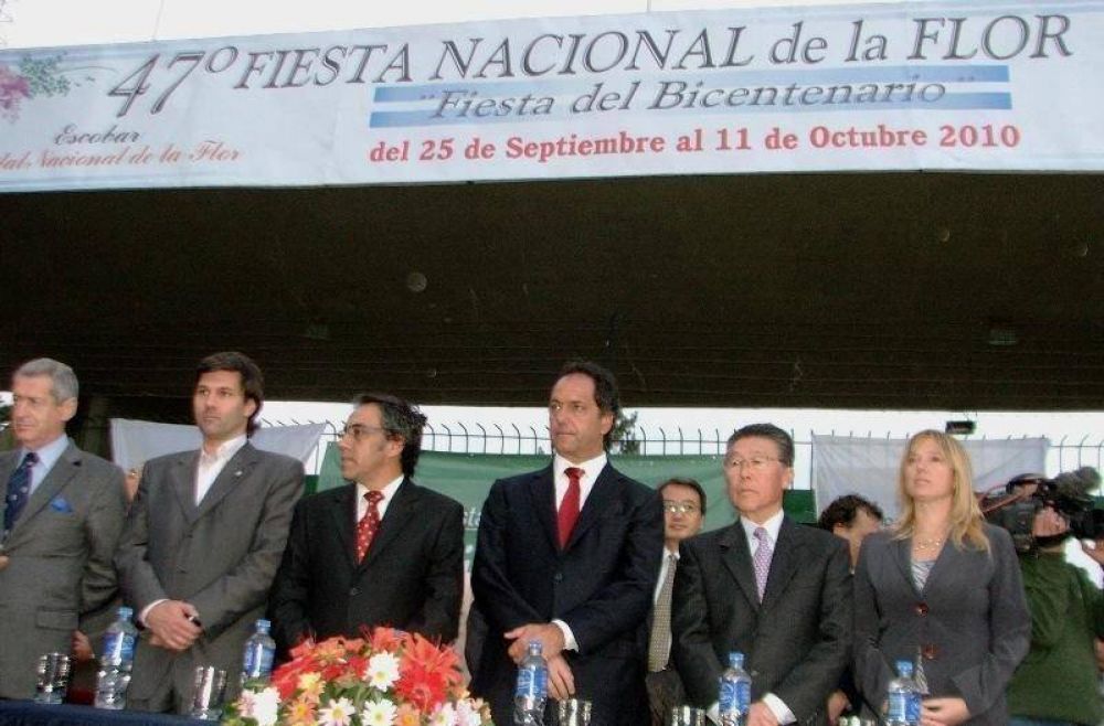 Escobar - El pasado viernes 24 de septiembre en Escobar  SANDRO GUZMAN: �LA FIESTA DE LA FLOR REPRESENTA A NUESTRO PUEBLO, A SU GENTE Y SU FORMA DE SER�