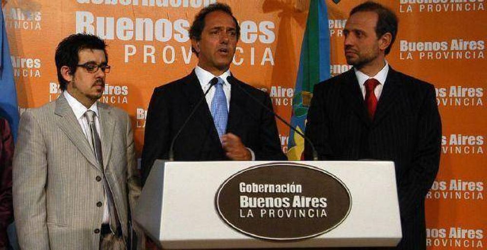 Para Scioli la colocaci�n de bonos permite que la provincia "gane credibilidad"