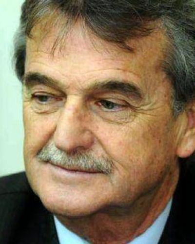 Behler desestim� las cr�ticas por la atenci�n en hospitales