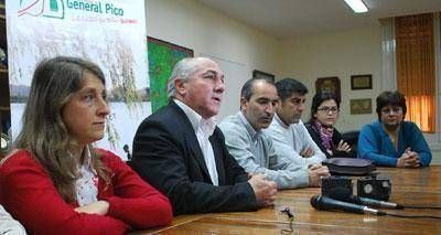 Tebes cambia funcionarios en Pico