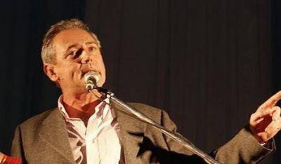 Benedetti quiere ser "alternativa al populismo conservador"