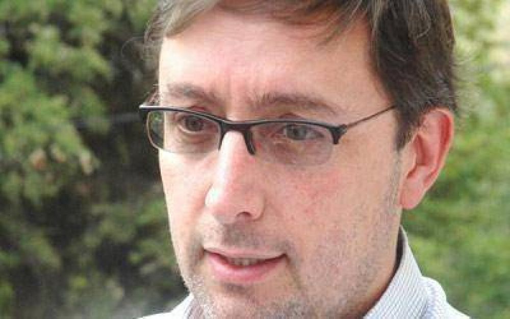 Ra�l Fern�ndez pide que se haga un congreso extraordinario del PJ
