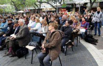 Por el paro, hay 500 cirug�as suspendidas y hospitales vac�os