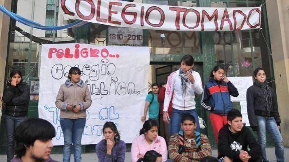 Las tomas continuar�n hasta ma�ana
