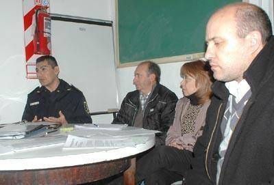 Vecinalistas del Puerto avanzan para implementar c�maras de seguridad