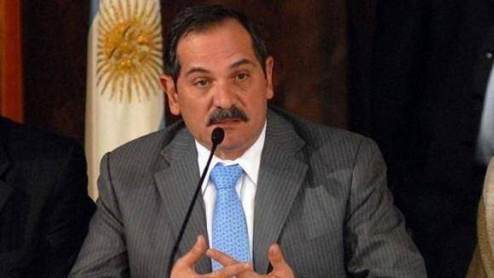 Alperovich aval� la candidatura de Amaya y dijo que habr� acoples para todos