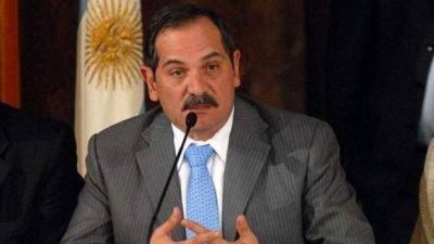 Alperovich aval� la candidatura de Amaya y dijo que habr� acoples para todos