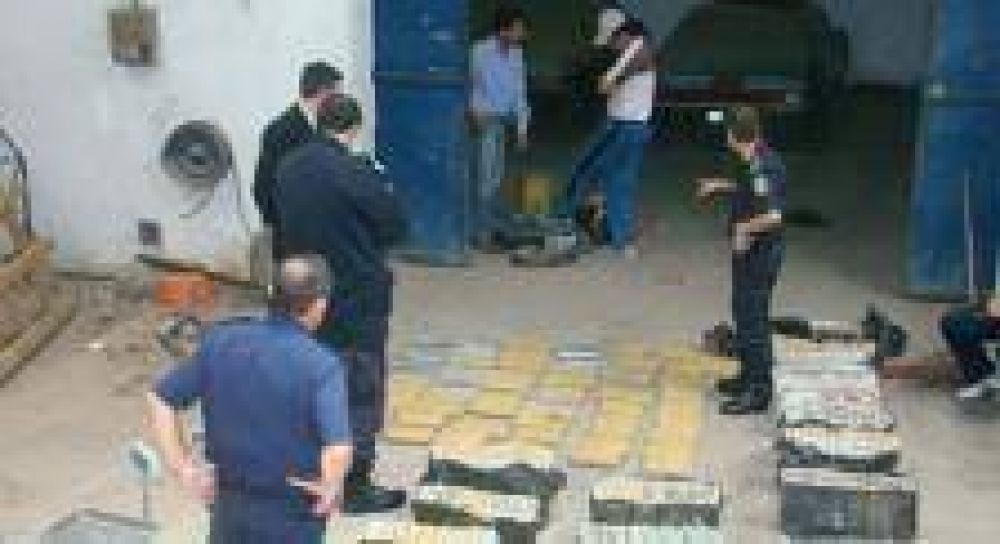 Justicia Federal incinera 300 kilos de droga