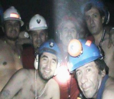 Los familiares de los mineros exigir�n una indemnizaci�n