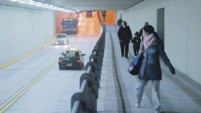 Arranca la construcci�n de 7 t�neles bajo v�as del tren