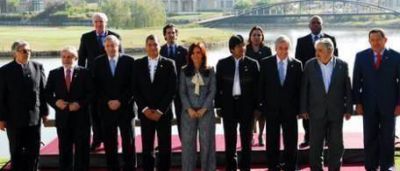 Cristina Kirchner encabezar� reuni�n de urgencia para respaldar a Correa
