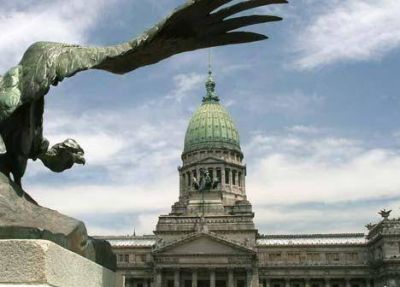 La oposici�n logr� imponer en el Senado el tratamiento del aumento a jubilados