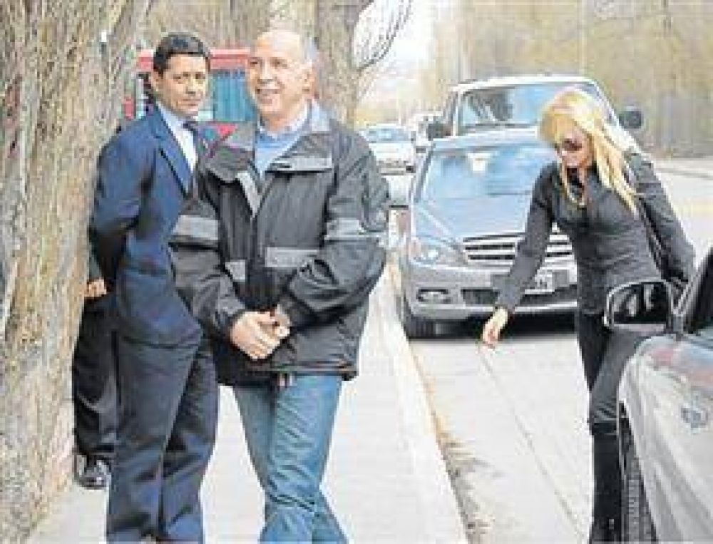 Lorenzetti llam� a "respetar la libertad de expresi�n"