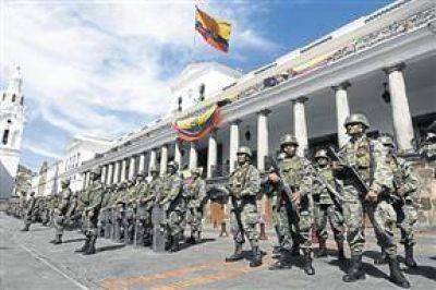 Correa orden� depurar a la polic�a