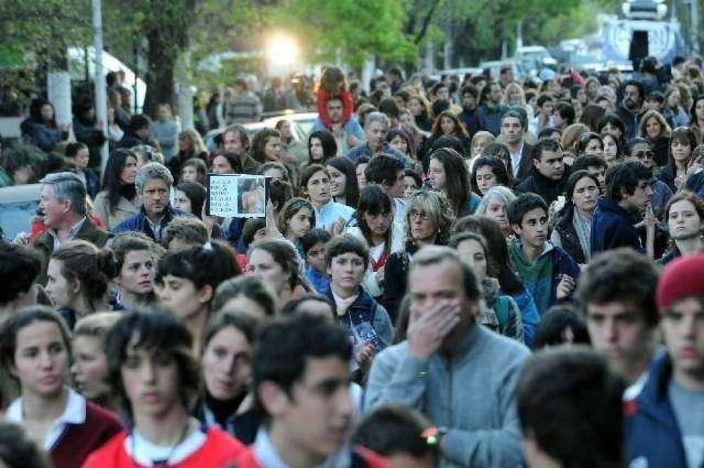Multitudinaria marcha para pedir justicia por el crimen de Matias