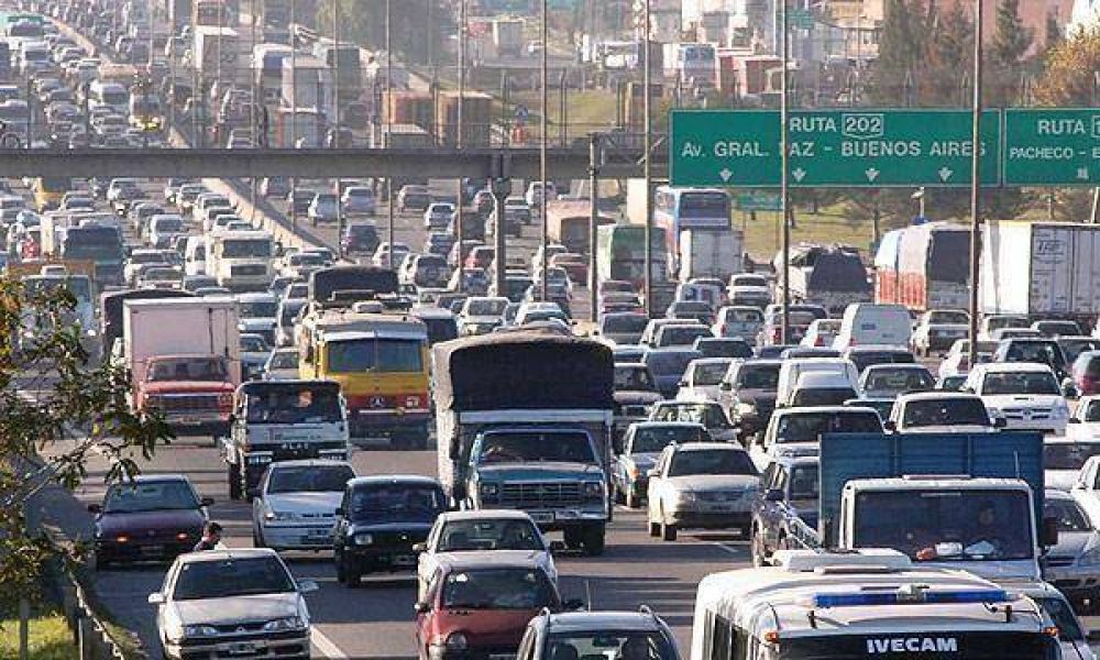 Otro choque fatal en Panamericana: cami�n embisti� a dos autos y una persona falleci�