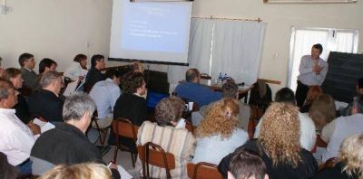 Se realiz� el Seminario de �Participaci�n Ciudadana y Sistemas electorales�