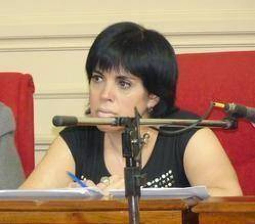  En el Concejo Deliberante: El Frente por Campana reclama explicaciones sobre el viaje de la intendente Giroldi y el diputado Varela a Espa�a