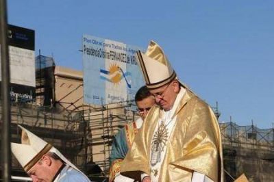 Bergoglio celebr� la misa en Luj�n y pidi� por una patria para todos