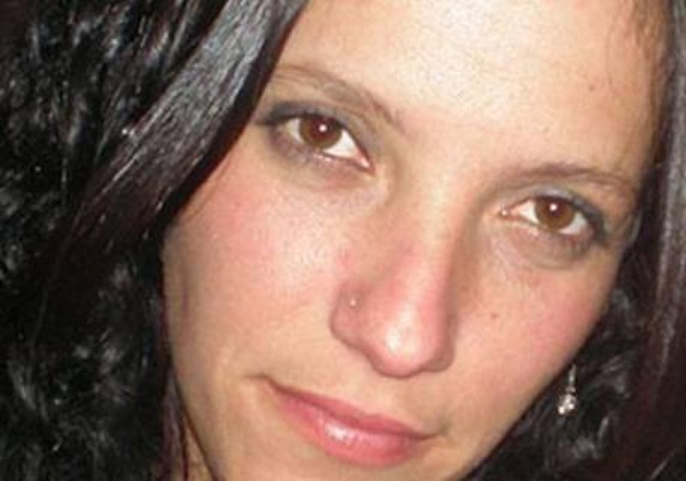 BUSCAN CUERPO DE ERICA SORIANO EN SU CASA DE LANUS 