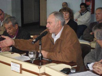  	 Terrapl�n Costero Murdolo: �que la gente que fue a medir con una cinta m�trica se quede tranquila porque la traza va a seguir su dibujo original�