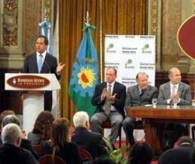 Scioli y Carignani por el Programa Envi�n