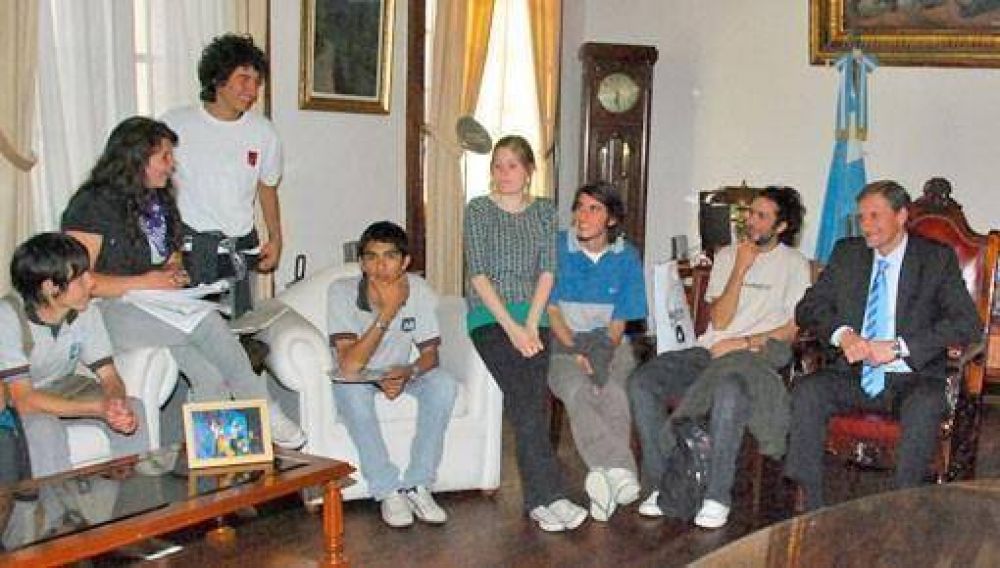 Campana denunci� que Juez hace uso pol�tico de las tomas de los colegios