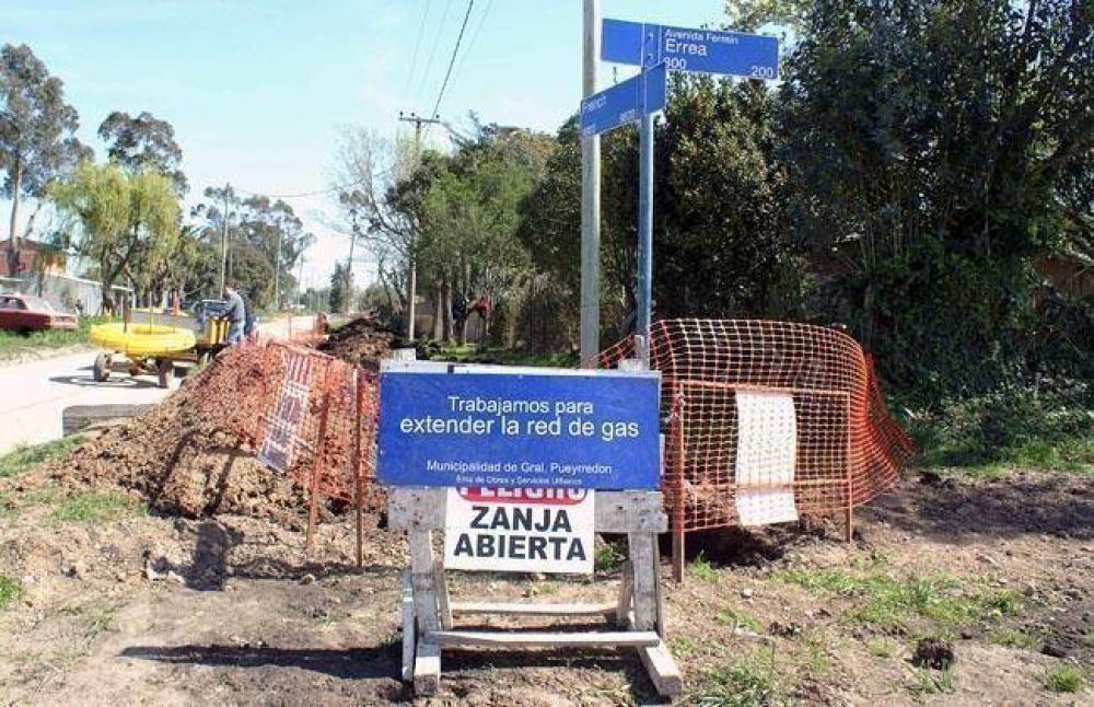 Ampliaci�n de la red de gas en Virgen de Luj�n