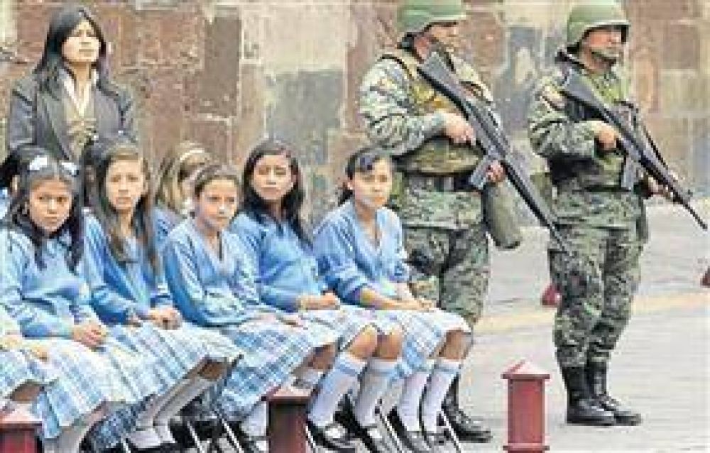 Un estilo irascible y autoritario, arma de doble filo para Correa