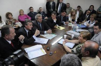 El Gobierno lleg� sin propuestas y los profesionales de la Salud ratificaron el paro que arranca este mi�rcoles
