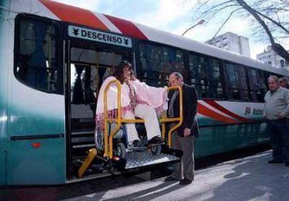 Denuncian esc�ndalo en el �rea de Discapacidad de la Municipalidad