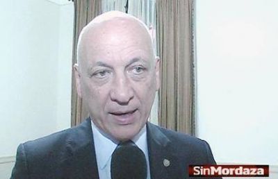 Bonfatti quiere ser candidato y niega que est�n las fechas electorales