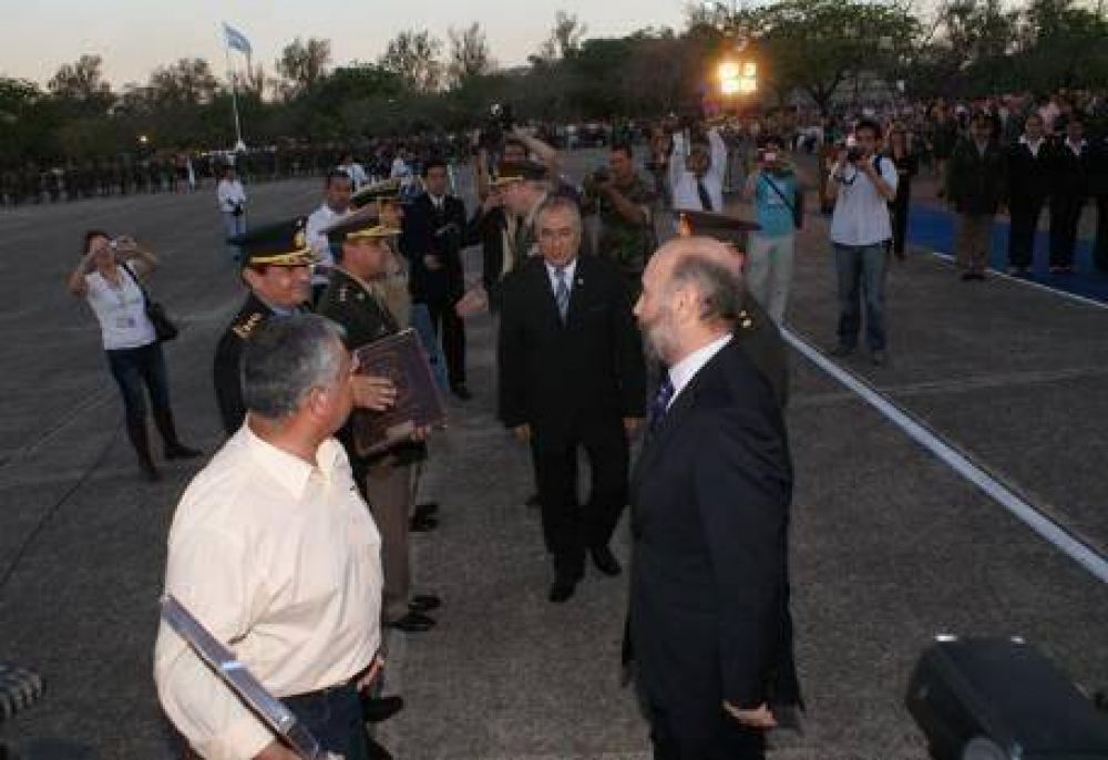 El hiper K Insfr�n encabez� un acto de militares asesinados por montoneros