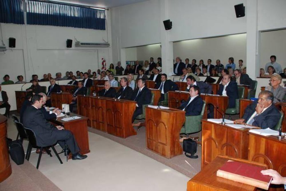 En la d�cimo tercera sesi�n ordinaria El HCD de San Isidro reclam� la reglamentaci�n de la Ley Electoral
