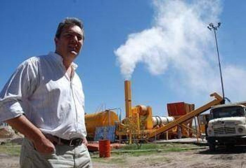 �Funciona la planta de asfalto inaugurada en enero?