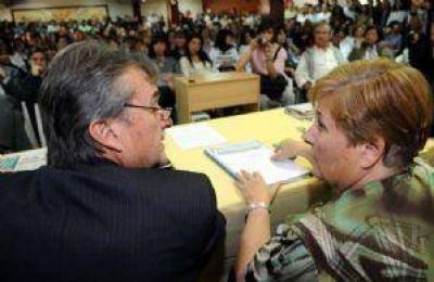 Behler no convenci� y los m�dicos paran los hospitales hasta el 18