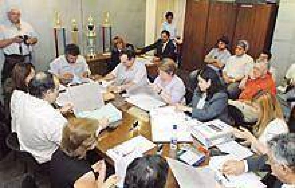 Se licit� la construcci�n del aeropuerto para Las Termas de R�o Hondo 
