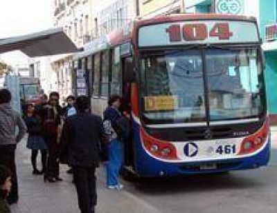 Concejales quieren la suba del boleto en el freezer