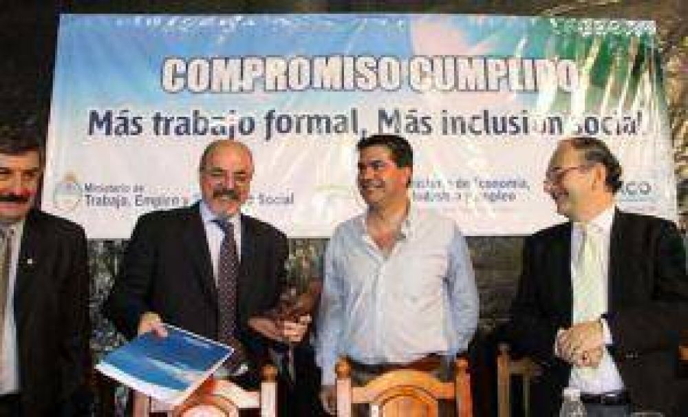 El Chaco hace punta con la incorporaci�n de 10.000 empleados rurales al mercado formal del trabajo 