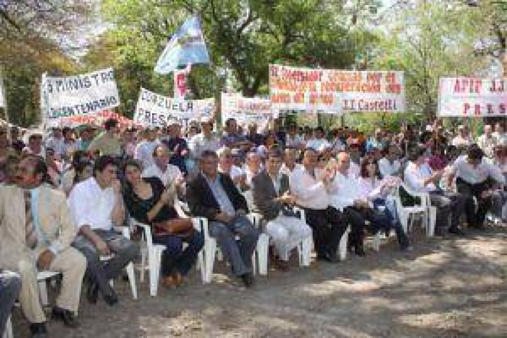 Ocho mil trabajadores forestales chaque�os inclu�dos en el sistema de seguridad social