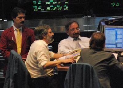 Sider�rgicas animan a la Bolsa porte�a en la apertura