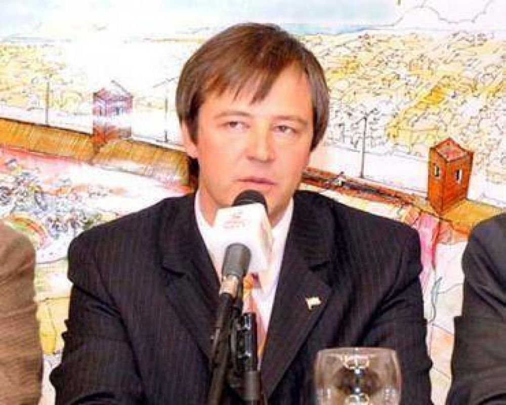 M�s cr�ticas desde el Gobierno a Agmer