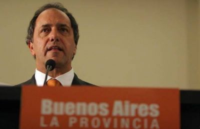 Scioli firm� un convenio para mejorar la Peatonal