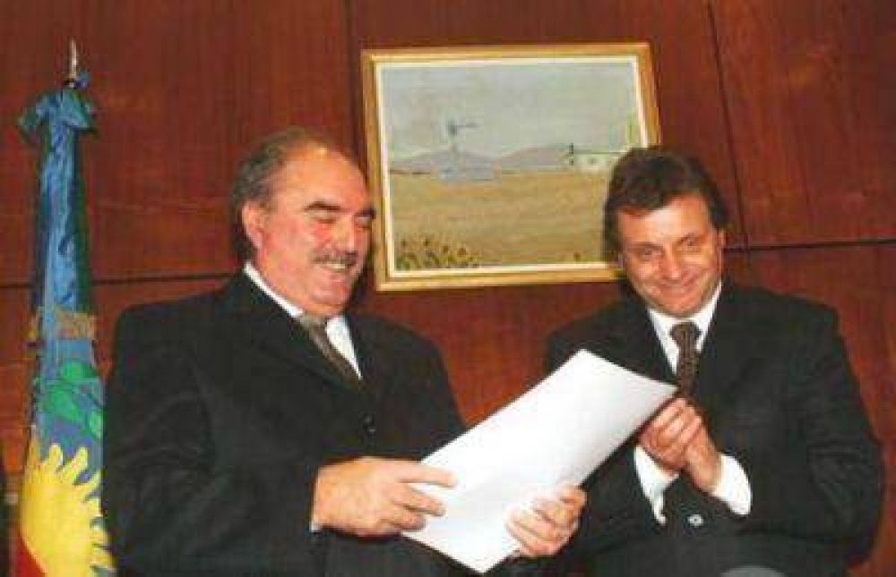 Podr�an interpelar a un funcionario de Pulti: �La gesti�n de Castorina est� agotada�