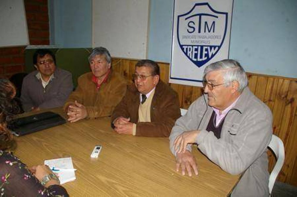Municipales de Trelew en estado de alerta y movilizaci�n