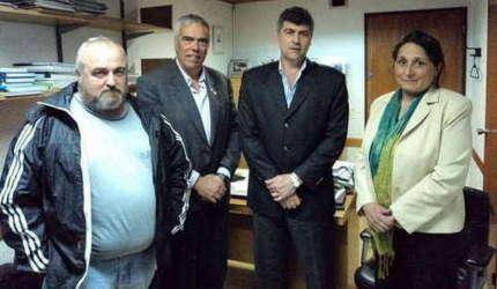 Stoppani y la presidente de Contratistas Rurales se reunieron con el diputado Buryaile