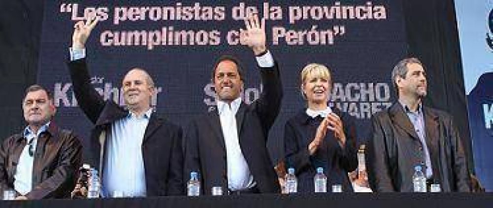 Provincia ratific� "alineamiento" con Naci�n en acto recordatorio a Per�n