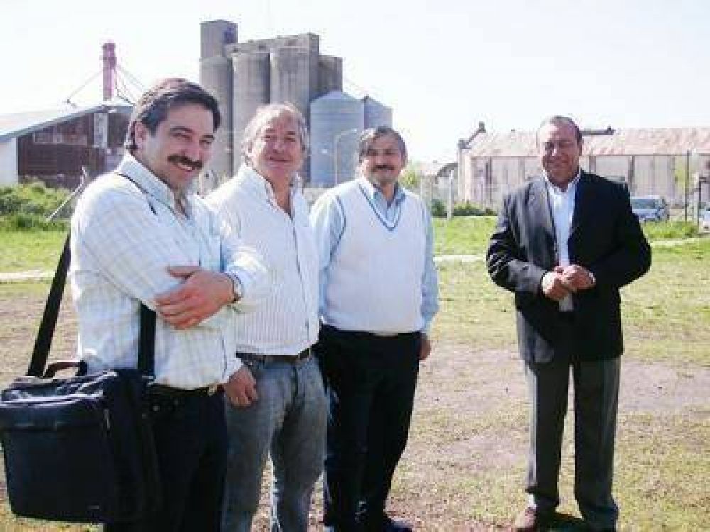 Juan Vera asumi� como Agente de Desarrollo Territorial